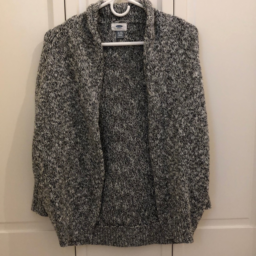 Kids grey/white thick knit cardigan-never worn - Picture 1 of 4